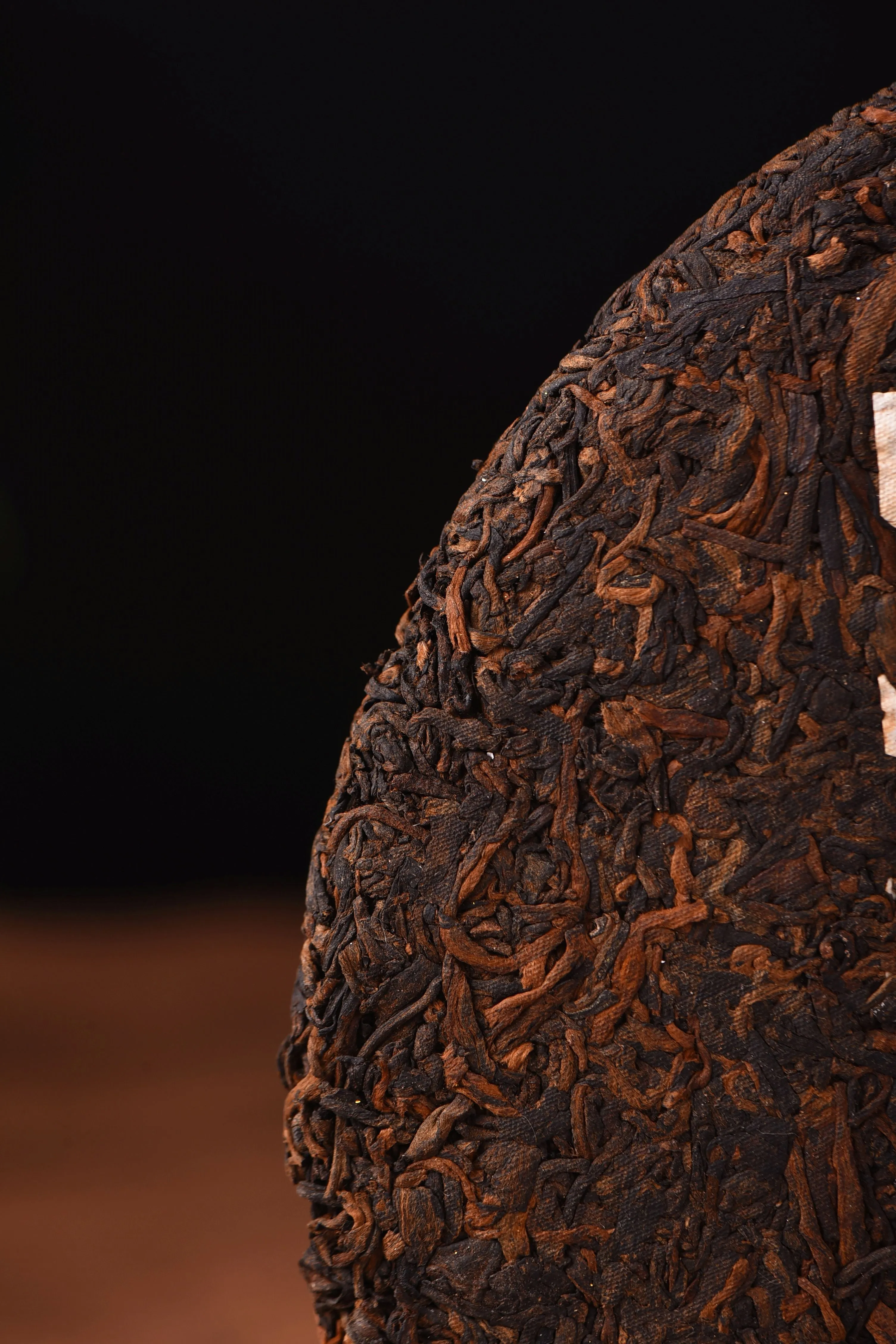 2016 "Golden Needle White Lotus" Ripe Pu-erh Tea Cake of Menghai